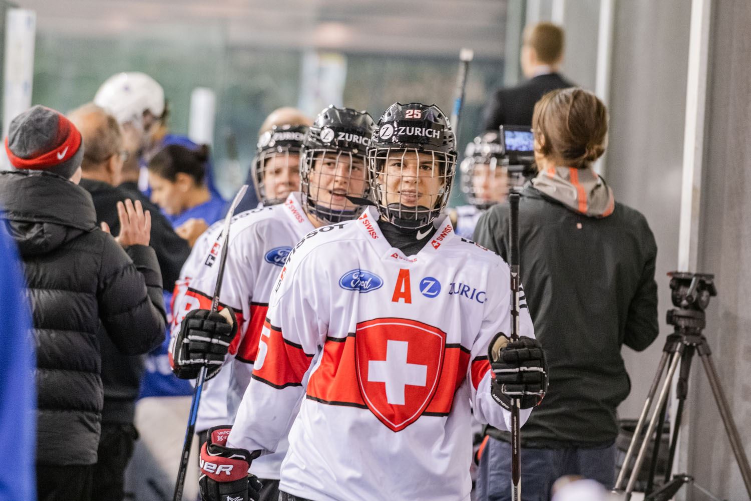 's Swiss Team-293.jpg 's Swiss Team-293.jpg