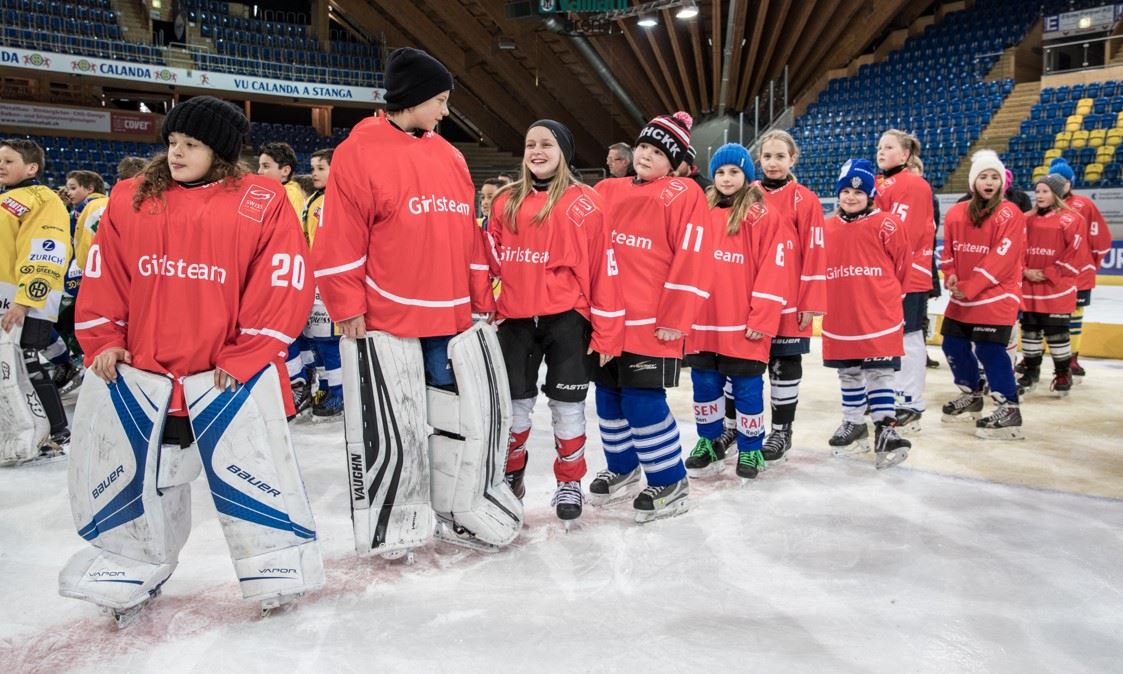 Girlsteam_davos.jpg Girlsteam_davos.jpg